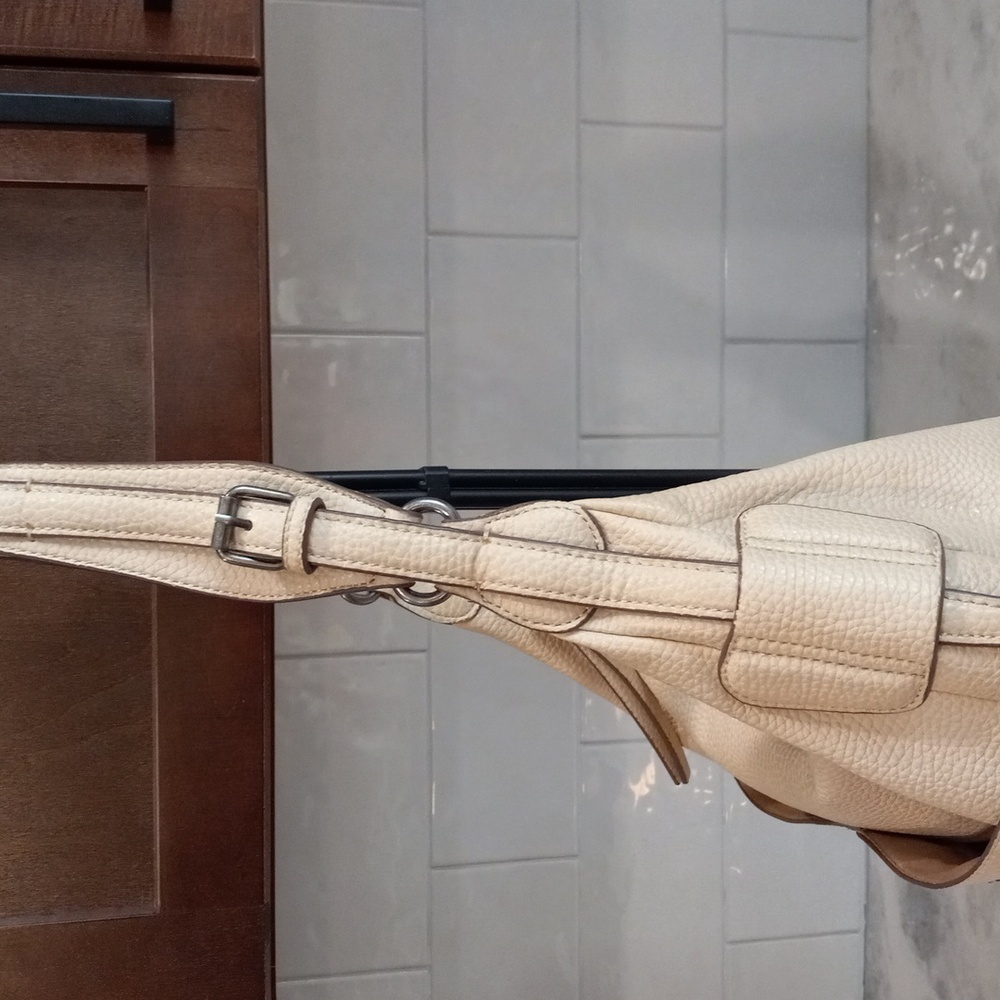Shoulder Handbag - Picture 5 of 16